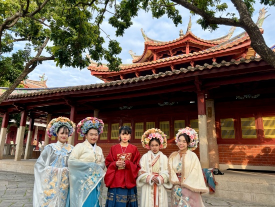 何以中国·向海泉州|刺桐万国商 烟火光明城(图3) 何以中国·向海泉州|刺桐万国商 烟火光明城(图3)